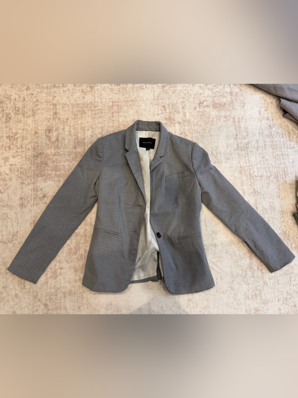 Gray Single-Breasted Blazer